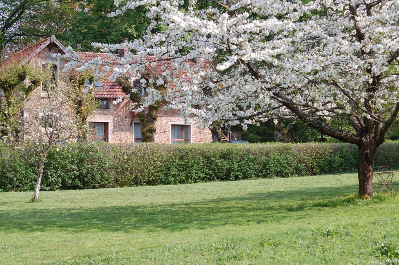 Gite Dans Un Domaine Historique Chevreuse Ngoại thất bức ảnh