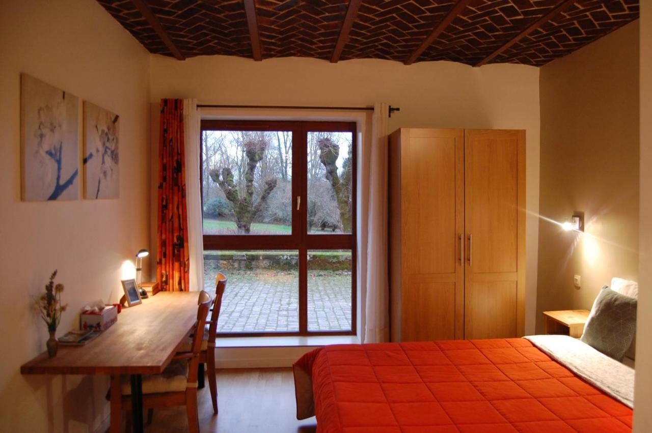Gite Dans Un Domaine Historique Chevreuse Ngoại thất bức ảnh